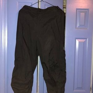Black snow pants